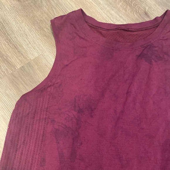 LULULEMON Train to Be Tank *Wash
Marvel / Black - Picture 8 of 10